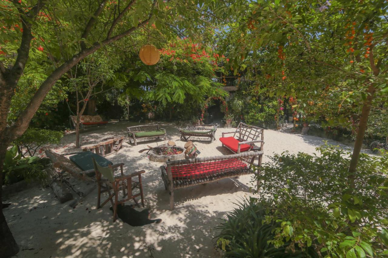 Mustapha' S Place Bwejuu Εξωτερικό φωτογραφία